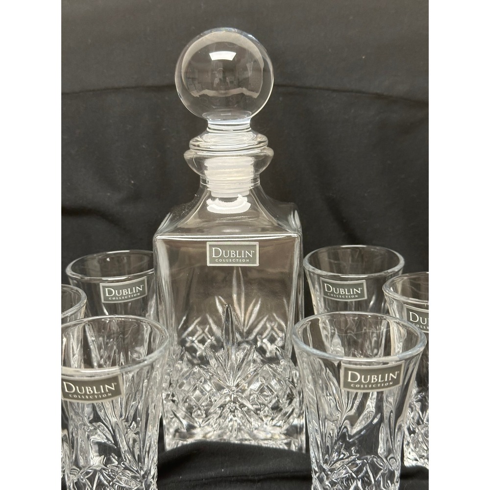 Elegant Dublin Collection Crystal Decanter Set with 6 Cordial/Liqueur Glasses - Picture 5 of 9